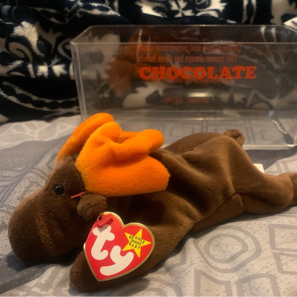 Original 9
RARE Ty Beanie Baby Chocolate Moose 1993 Original 9 
Now retired